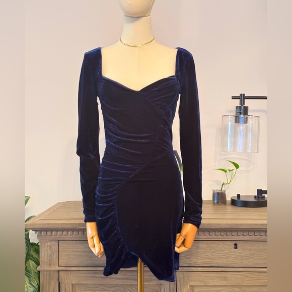 bardot xena ruched velvet dress Bardot | Dresses | Bardot Xena Long Sleeve Velvet Dress In Cobalt Blue Size  Small Nwt